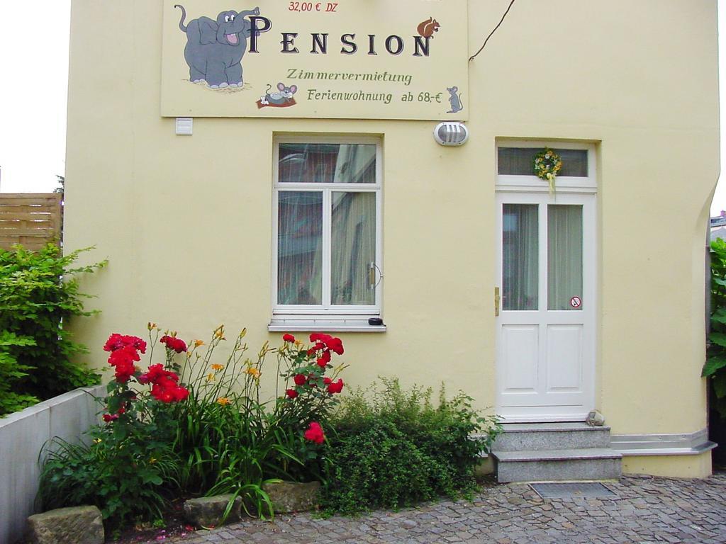 Pension Pieschen Дрезден Екстериор снимка